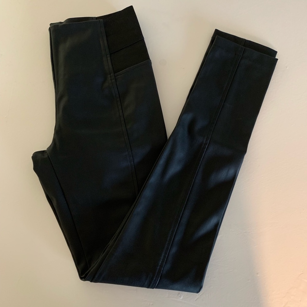 Faux leather legging